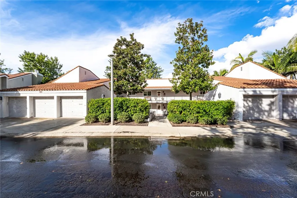 3437 Bahia Blanca W, Laguna Woods, California 92637 home-pic-0