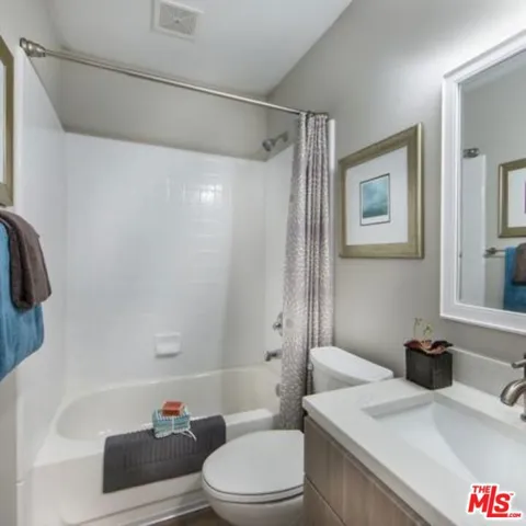 Virtually staged model home ph