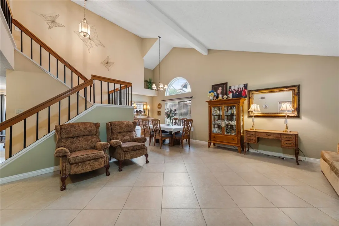 11735 Country Flower, Moreno Valley, California 92557 home-pic-4