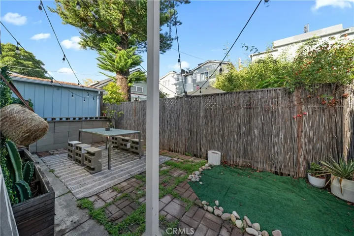 Duplex backyard