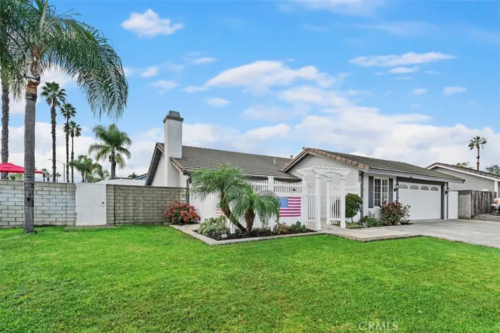 896 Monarch, Corona, California 92879