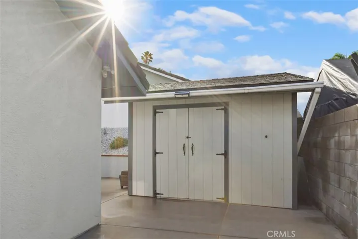 896 Monarch, Corona, California 92879