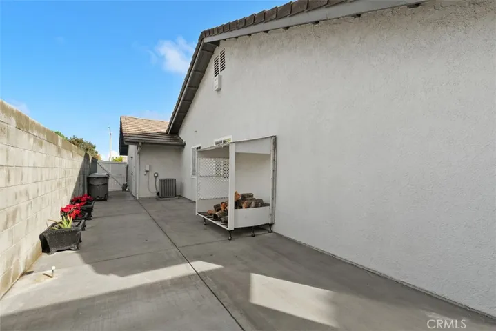 896 Monarch, Corona, California 92879