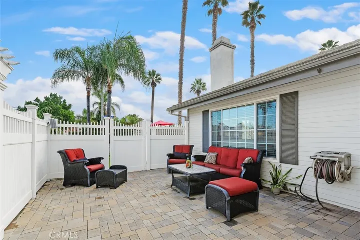896 Monarch, Corona, California 92879