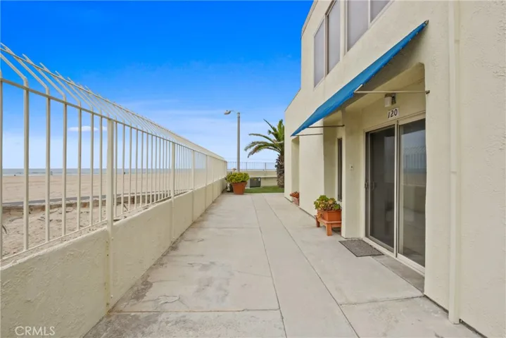 711 Pacific Coast 120, Huntington Beach, California 92648