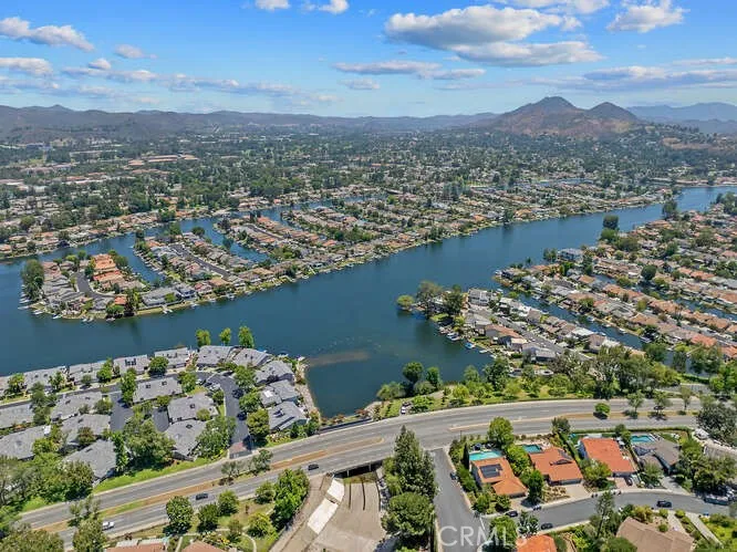 2039 Channelford Road, Westlake Village, California 91361 home-pic-7