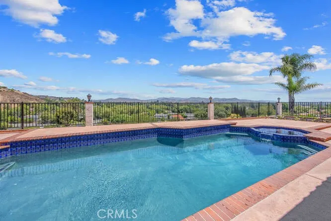2039 Channelford Road, Westlake Village, California 91361 home-pic-9