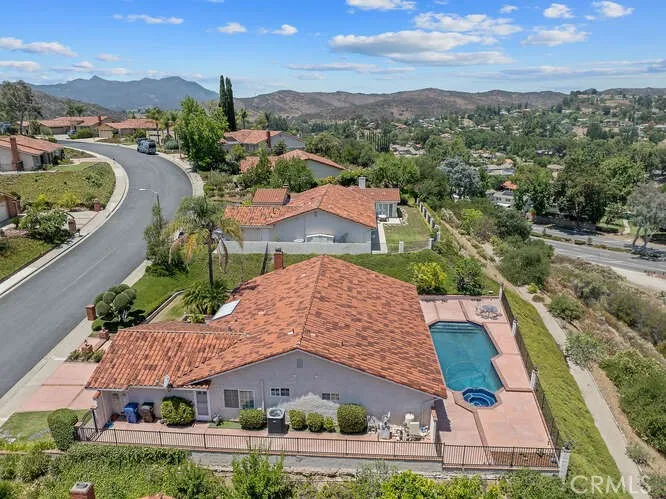 2039 Channelford Road, Westlake Village, California 91361 home-pic-54