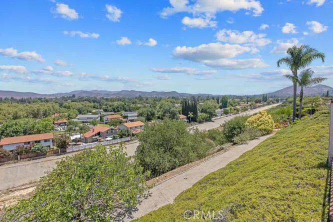 2039 Channelford Road, Westlake Village, California 91361 home-pic-13
