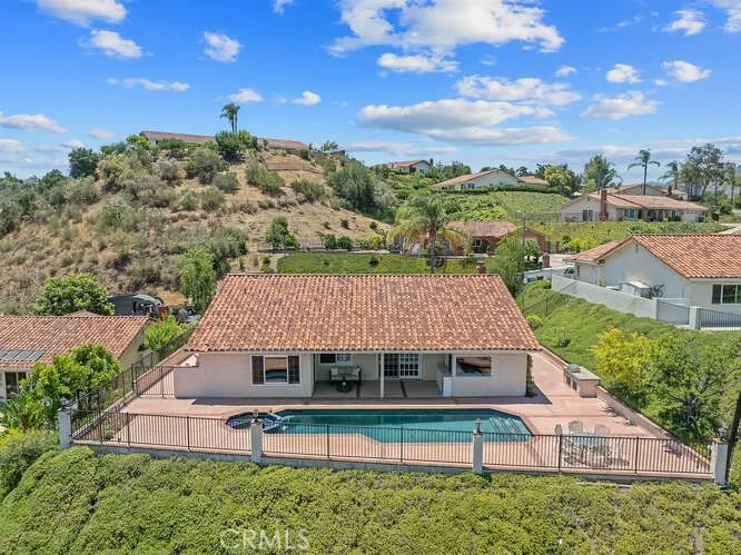 2039 Channelford Road, Westlake Village, California 91361 home-pic-5