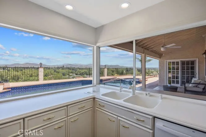 2039 Channelford Road, Westlake Village, California 91361 home-pic-34