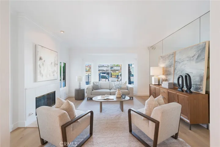 118 8th, Huntington Beach, California 92648