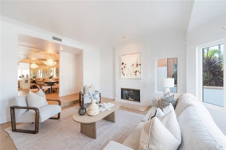 118 8th, Huntington Beach, California 92648