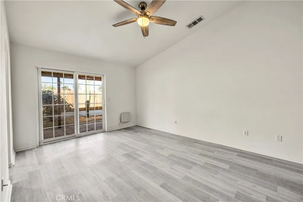 6185 Chia, 29 Palms, California 92277 home-pic-23