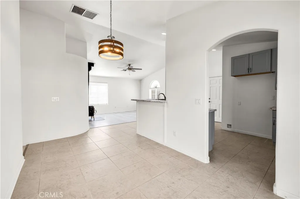 6185 Chia, 29 Palms, California 92277 home-pic-15