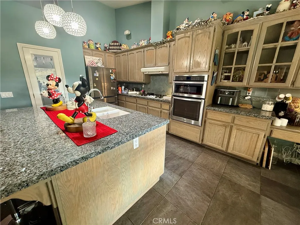 9869 Kehl Canyon Road, Cherry Valley, California 92223 home-pic-8