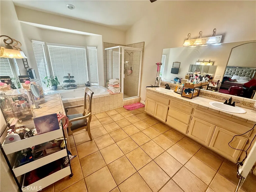 9869 Kehl Canyon Road, Cherry Valley, California 92223 home-pic-14