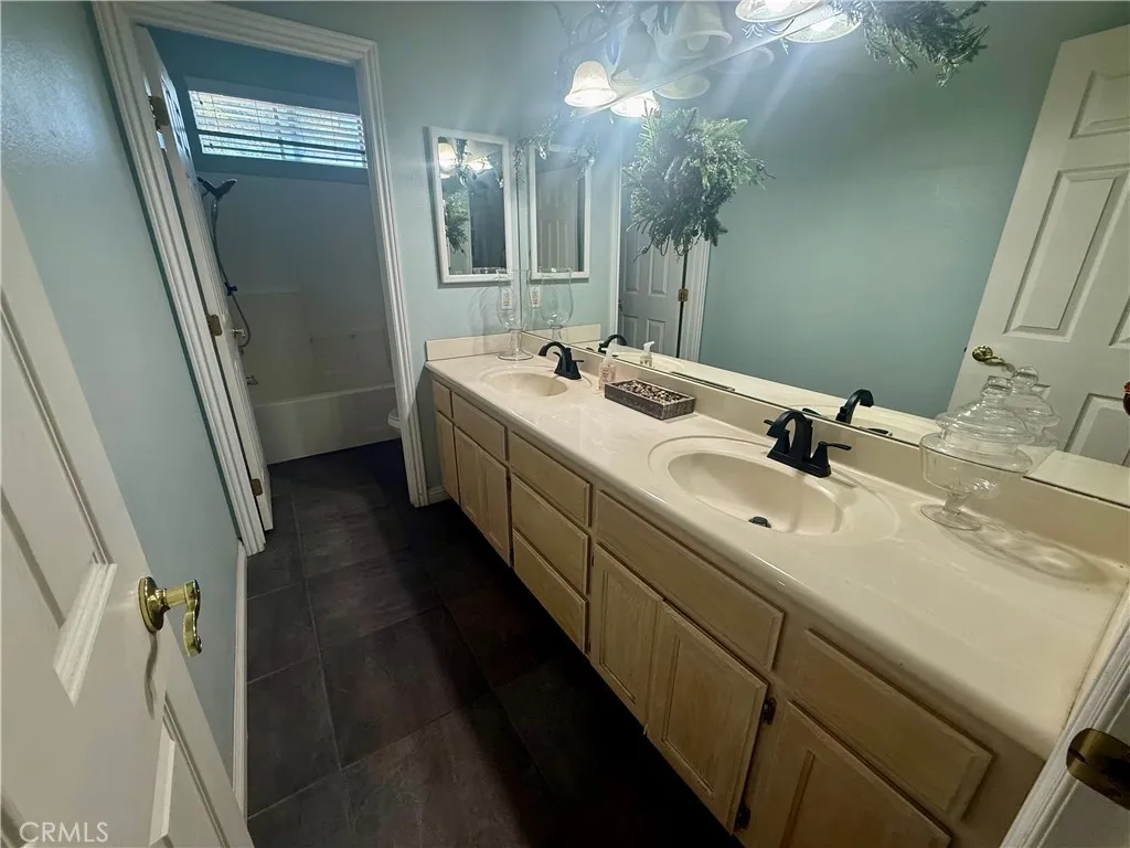 9869 Kehl Canyon Road, Cherry Valley, California 92223 home-pic-20