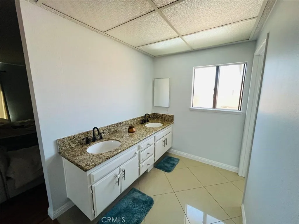 12711 Castleford, Cerritos, California 90703 home-pic-22