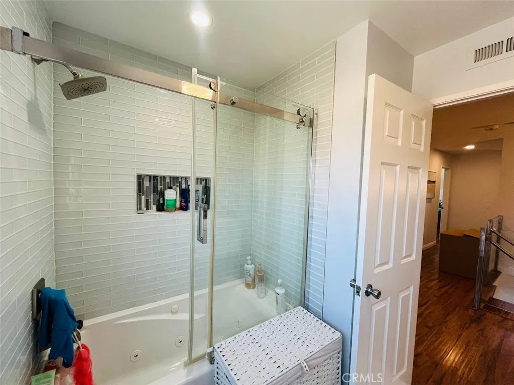 12711 Castleford, Cerritos, California 90703 home-pic-17