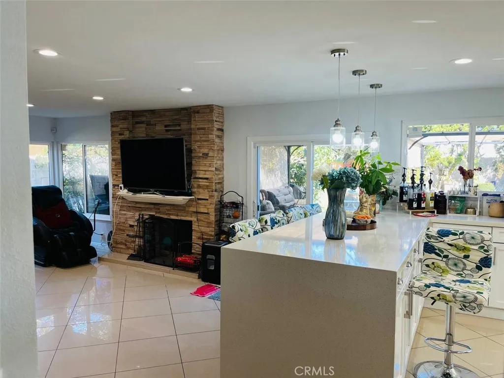 12711 Castleford, Cerritos, California 90703 home-pic-9