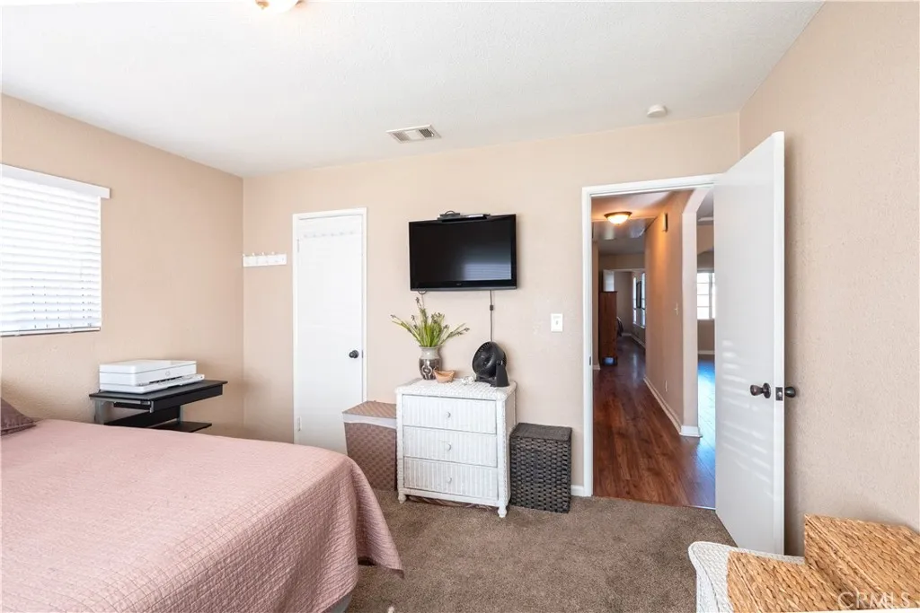 11665 Valverda, Riverside, California 92505 home-pic-25