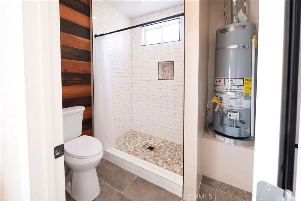 11665 Valverda, Riverside, California 92505 home-pic-37