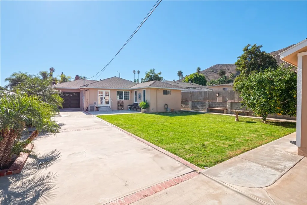 11665 Valverda, Riverside, California 92505 home-pic-42