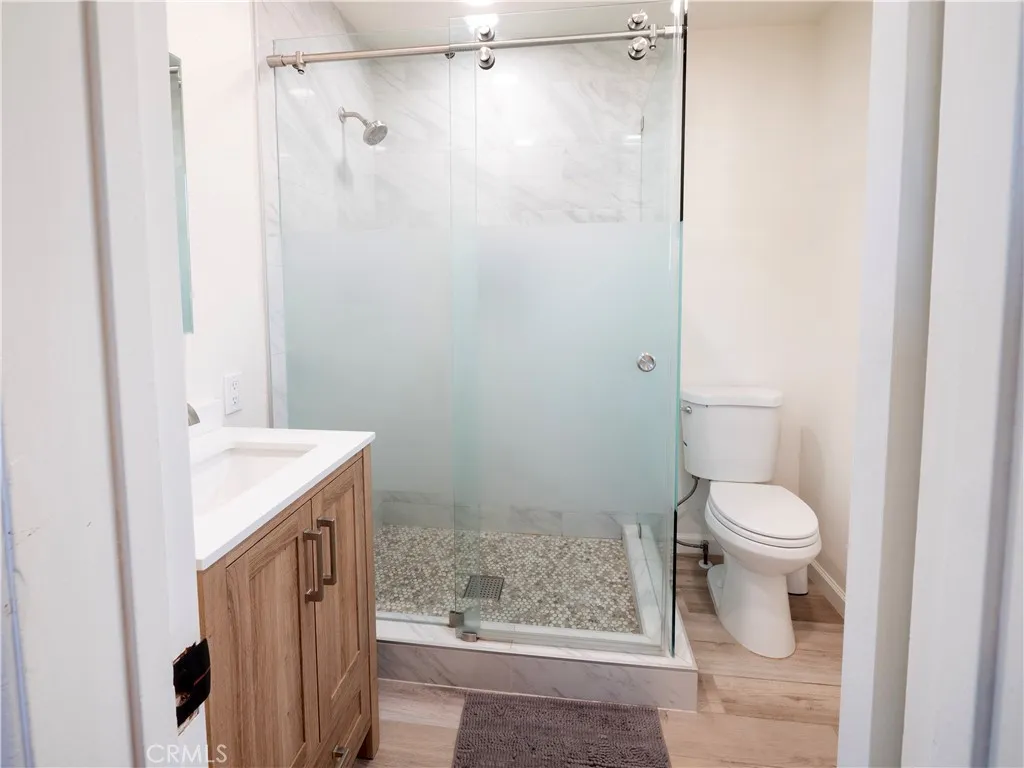 11665 Valverda, Riverside, California 92505 home-pic-14