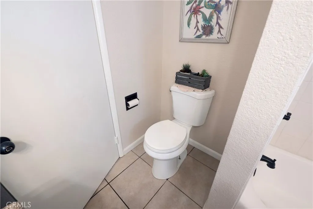 11665 Valverda, Riverside, California 92505 home-pic-22
