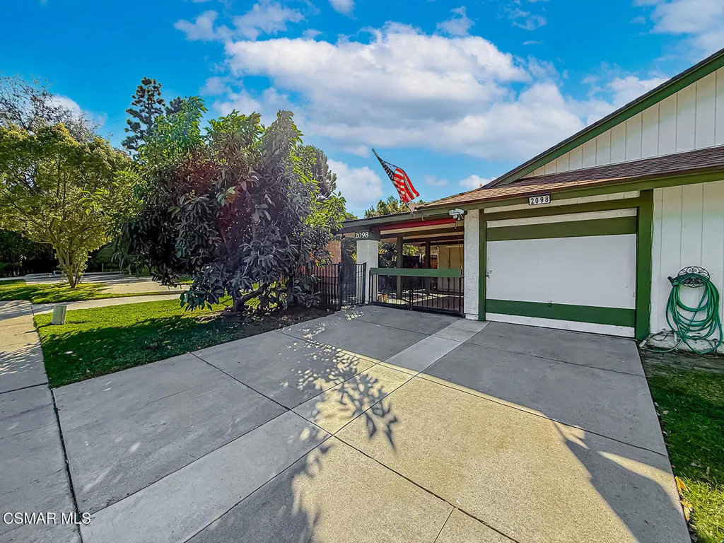 2098 Covington Avenue, Simi Valley, California 93065 home-pic-2