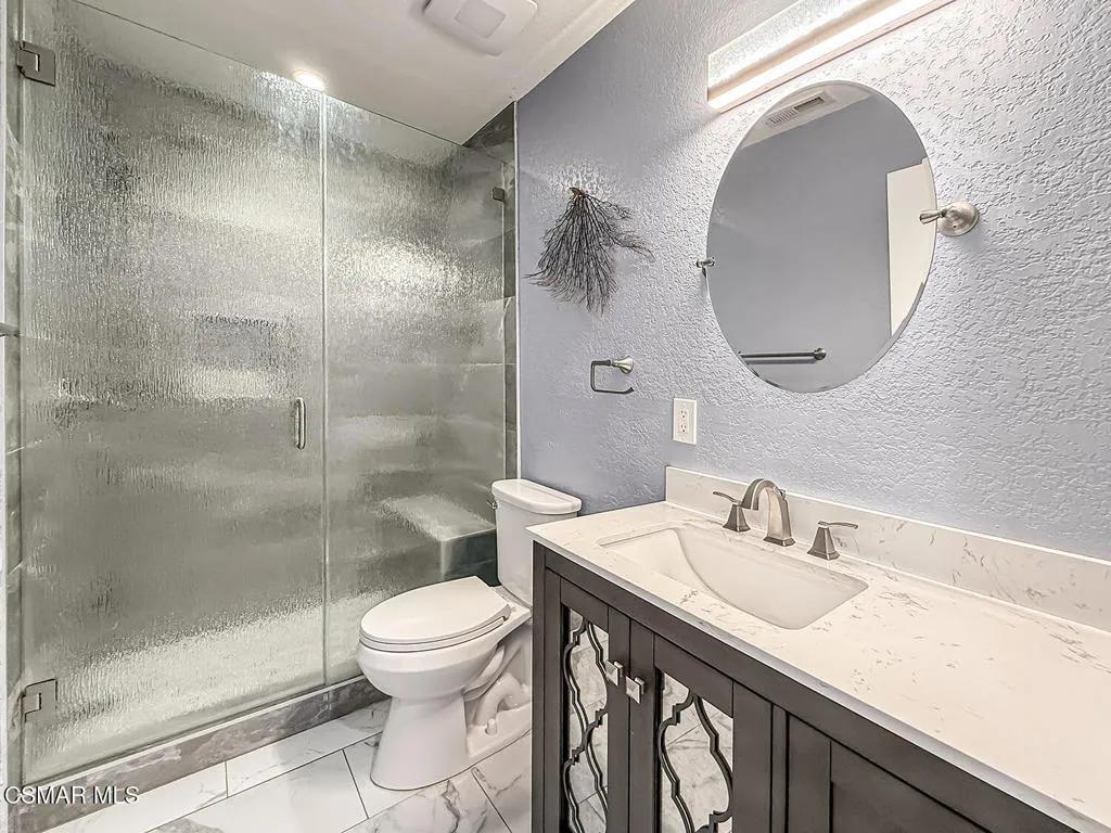 2098 Covington Avenue, Simi Valley, California 93065 home-pic-19