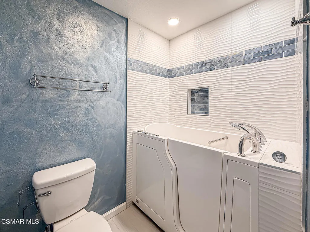 2098 Covington Avenue, Simi Valley, California 93065 home-pic-29
