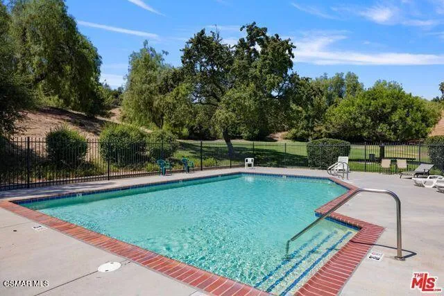2098 Covington Avenue, Simi Valley, California 93065 home-pic-43