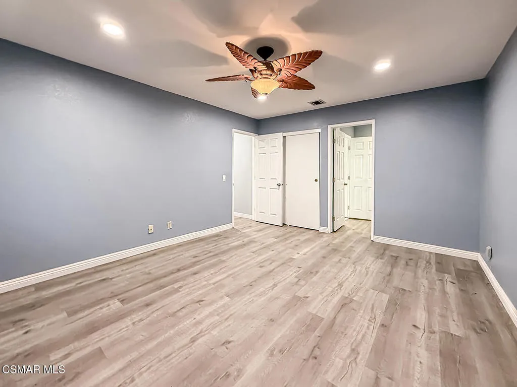 2098 Covington Avenue, Simi Valley, California 93065 home-pic-26