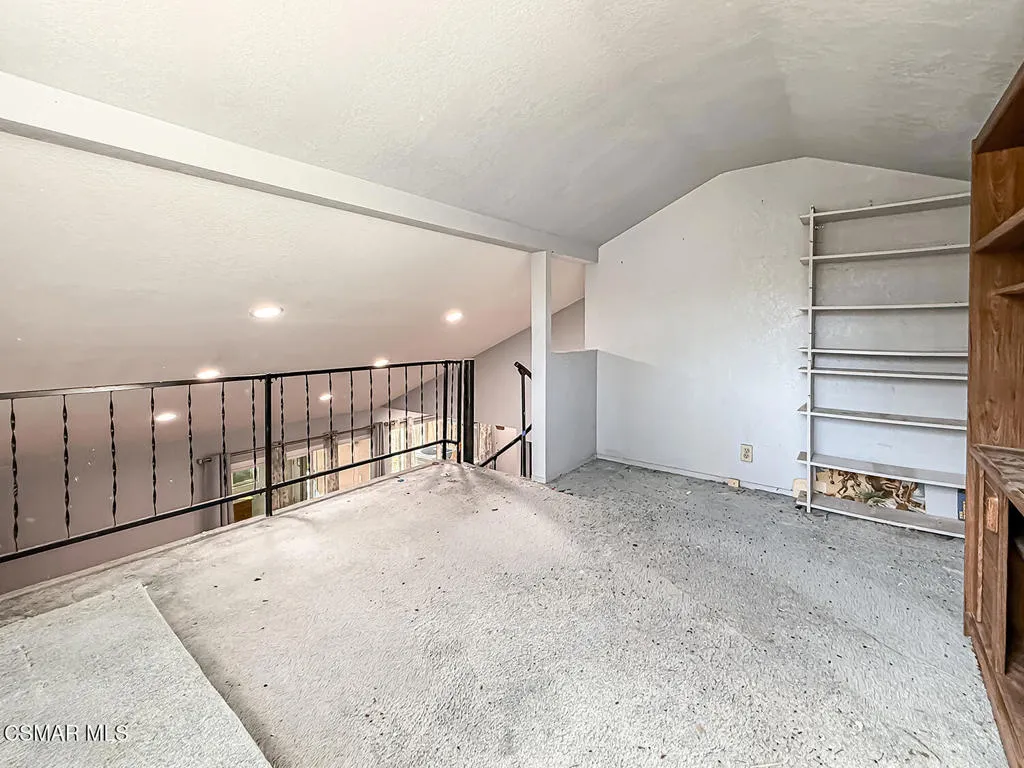 2098 Covington Avenue, Simi Valley, California 93065 home-pic-39
