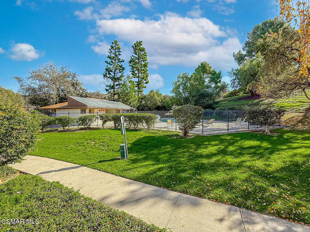 2098 Covington Avenue, Simi Valley, California 93065 home-pic-49