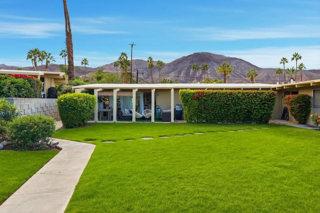 46177 California 74 11, Palm Desert, California 92260 home-pic-12