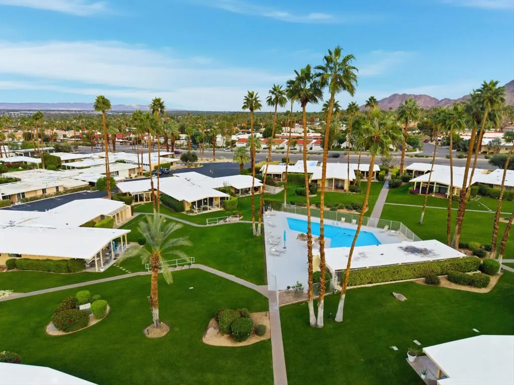 46177 California 74 11, Palm Desert, California 92260 home-pic-5