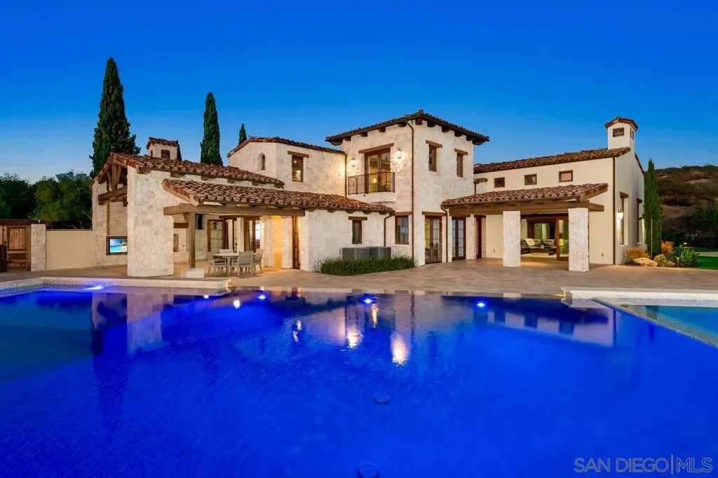 8069 Entrada De Luz E, San Diego, California 92127 home-pic-0