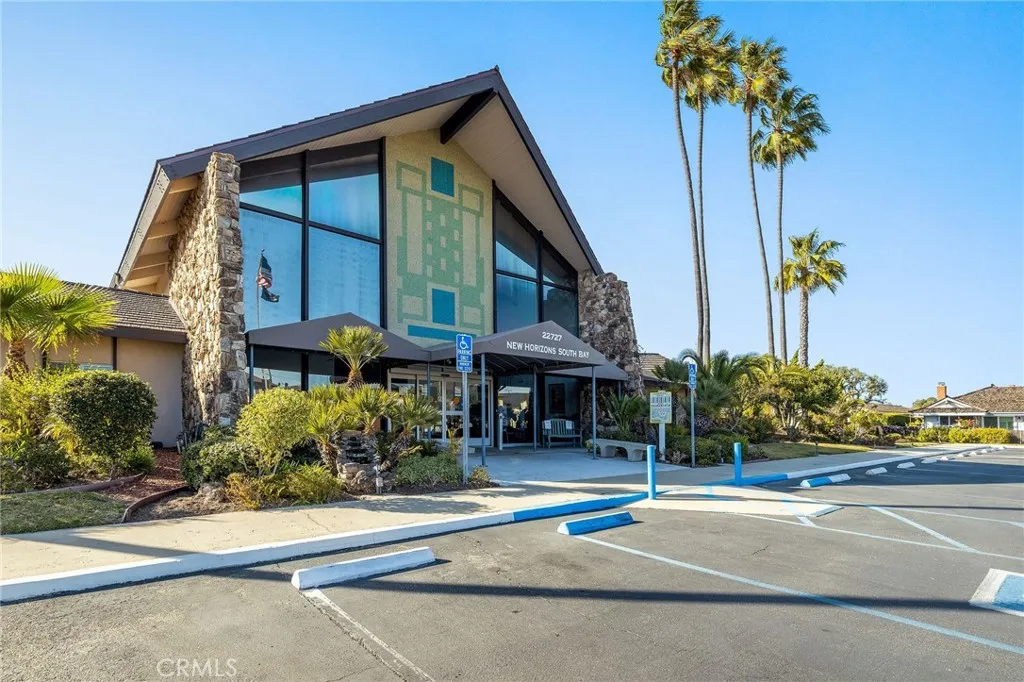 22875 Nadine, Torrance, California 90505 home-pic-46