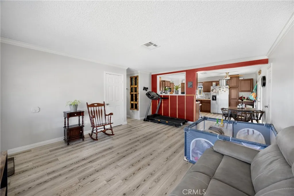 7525 Sherman Hoyt Ave., Twentynine Palms, California 92277 home-pic-1