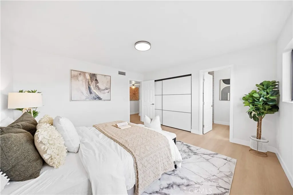 409 W Mountain View 6, La Habra, California 90631 home-pic-15