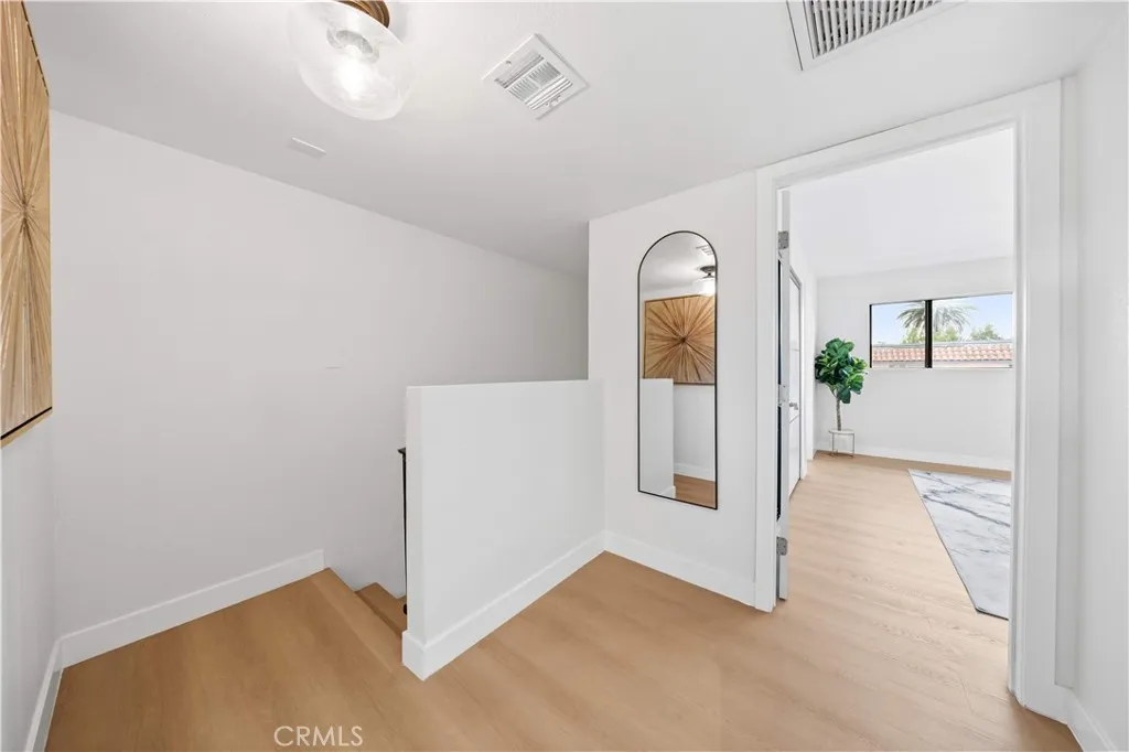 409 W Mountain View 6, La Habra, California 90631 home-pic-18