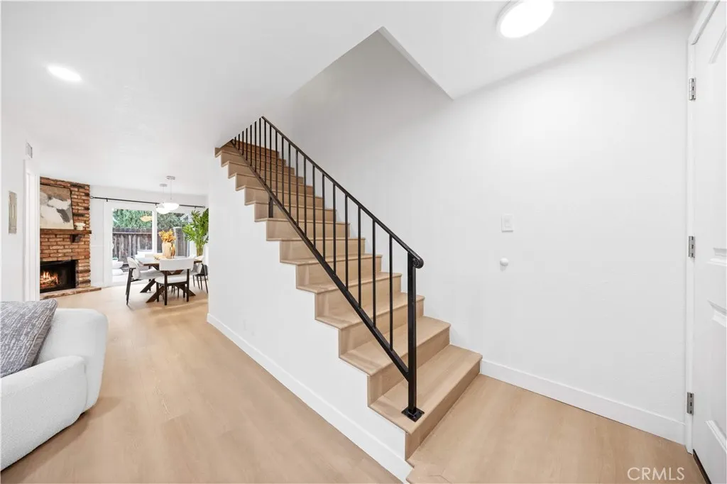 409 W Mountain View 6, La Habra, California 90631 home-pic-16
