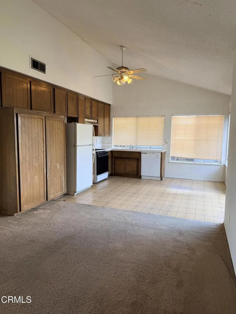 1464 Ebb Court, Oxnard, California 93035 home-pic-10