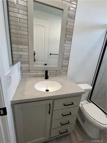 bathroom vanity