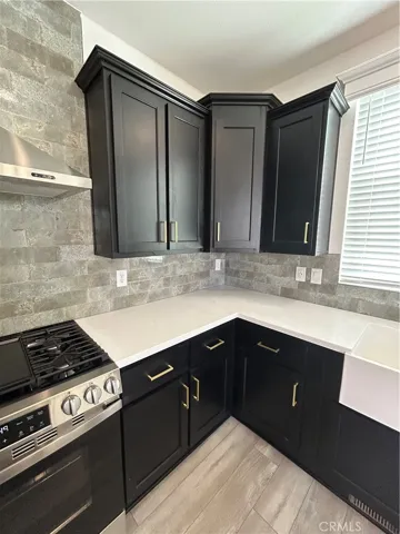 plenty counter space