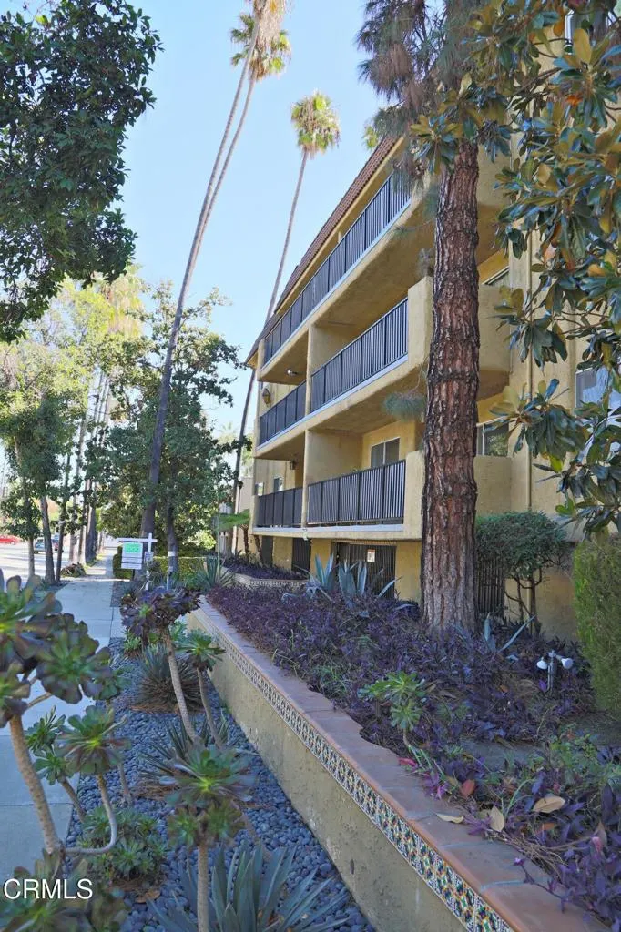 382 E California Boulevard 308, Pasadena, California 91106 home-pic-36