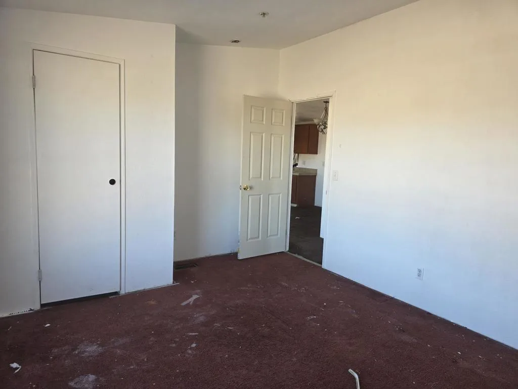 9572 Smith Road, Phelan, California 92371 home-pic-31